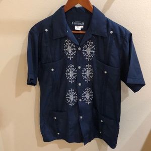 Mens Guayabera Size 34